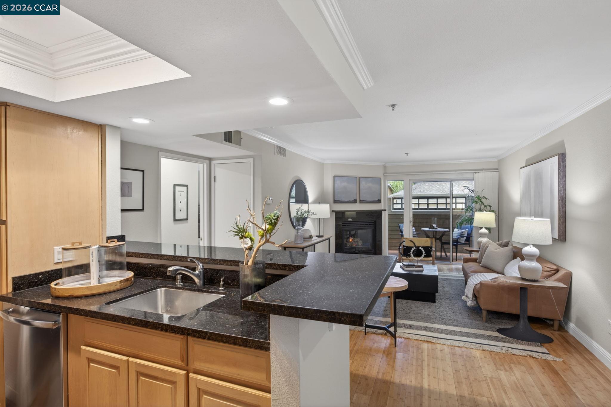 2560 Oak Road, Unit 120 Walnut Creek, CA 94597 - Photo 8 of 33