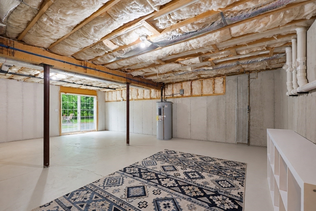 90 Huntsbridge Road North Attleboro, MA 02760 - Photo 36 of 40