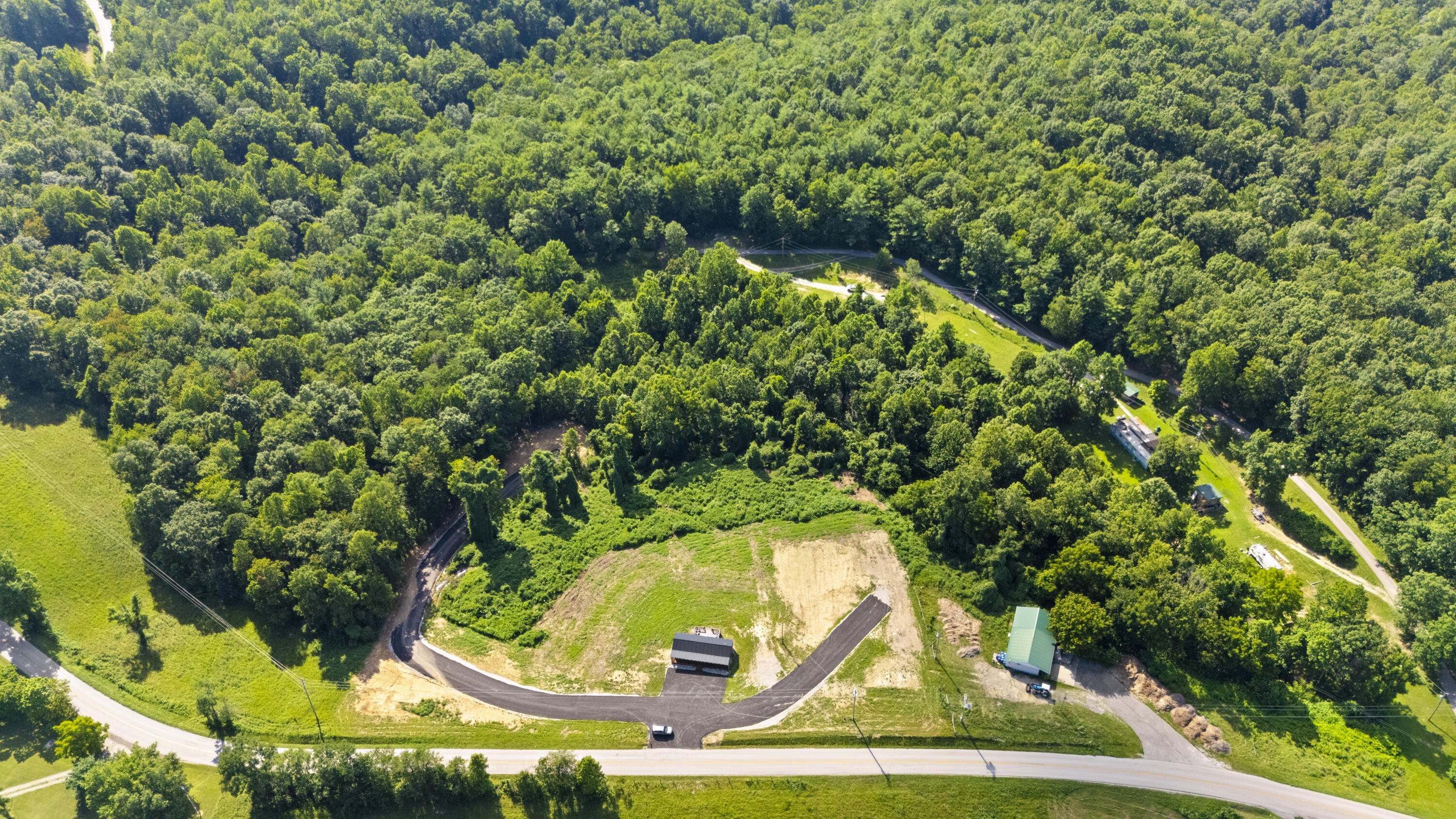 3048 Tarr Ridge Road Frenchburg, KY 40322 - Photo 5 of 22 DJI_20260714172013_0180_D
