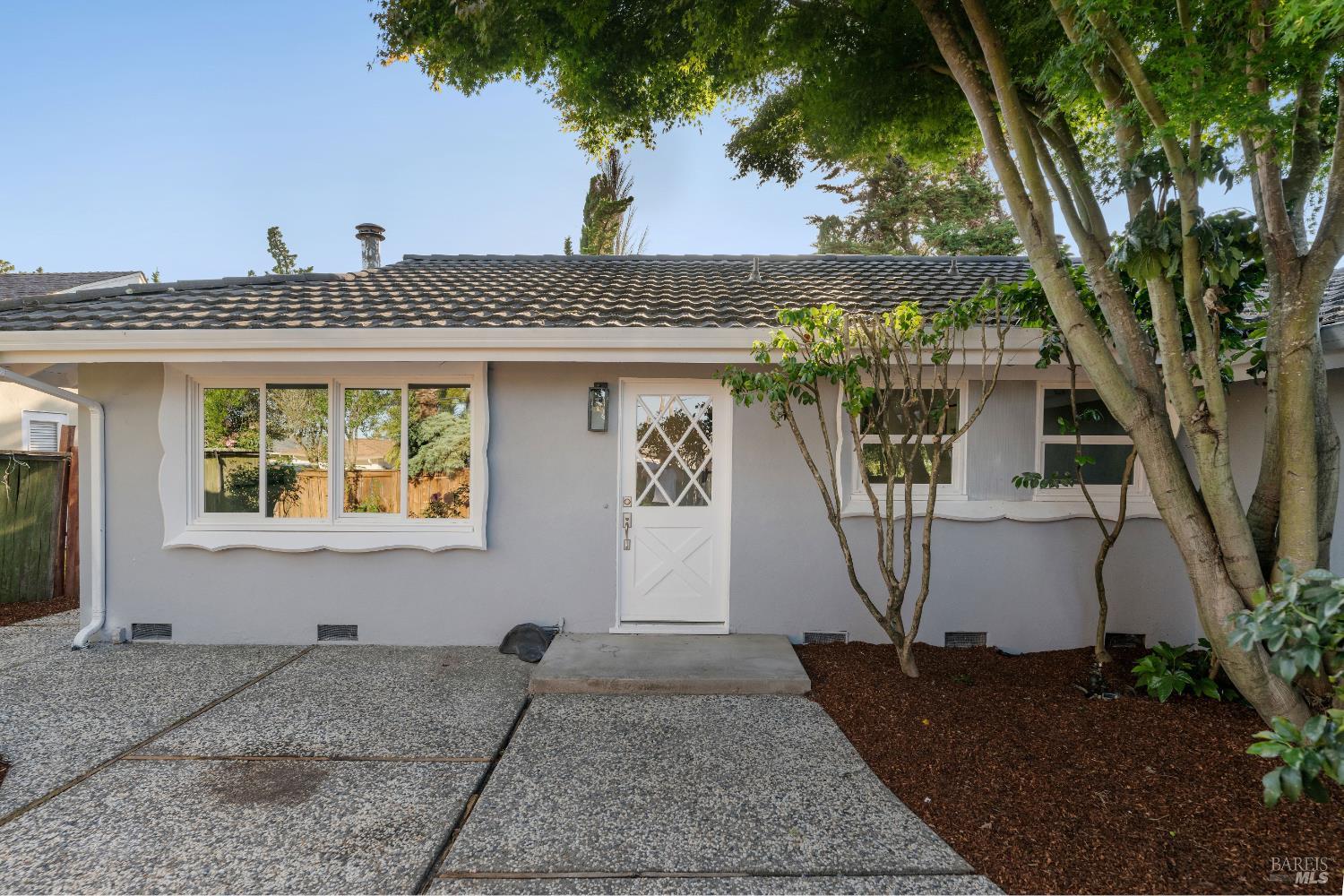 41 Montego Key Novato, CA 94949 - Photo 3 of 38
