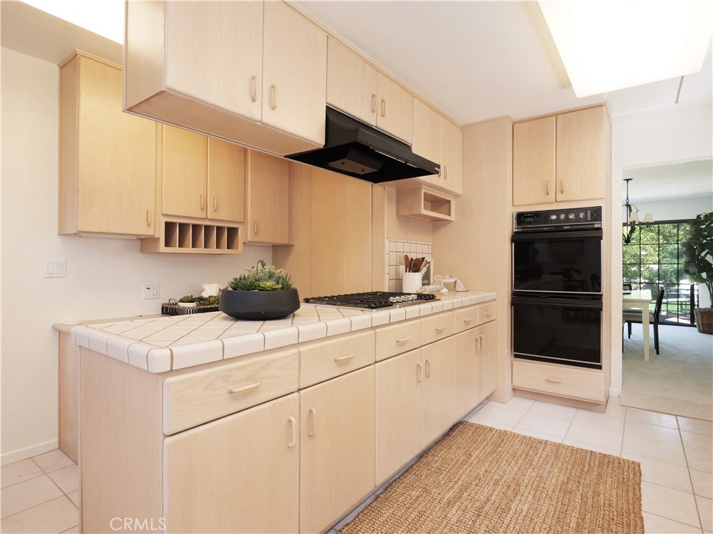 28070 Ella Road Rancho Palos Verdes, CA 90275 - Photo 8 of 37