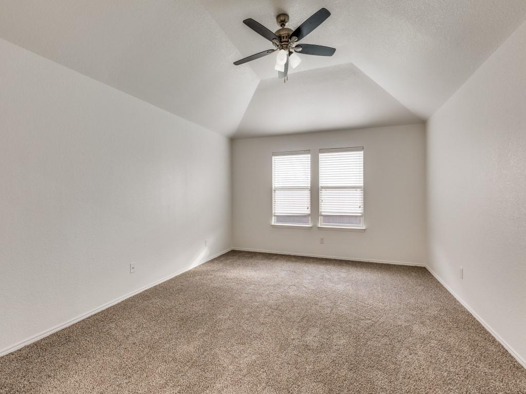 2033 Cattle Creek Road Fort Worth, TX 76134 - Photo 6 of 12