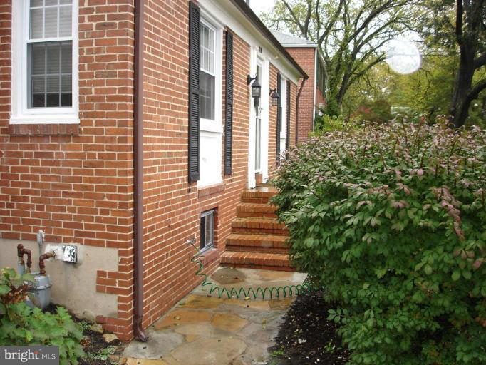 410 Carolina Road Towson, MD 21204 - Photo 10 of 28 Exterior #2