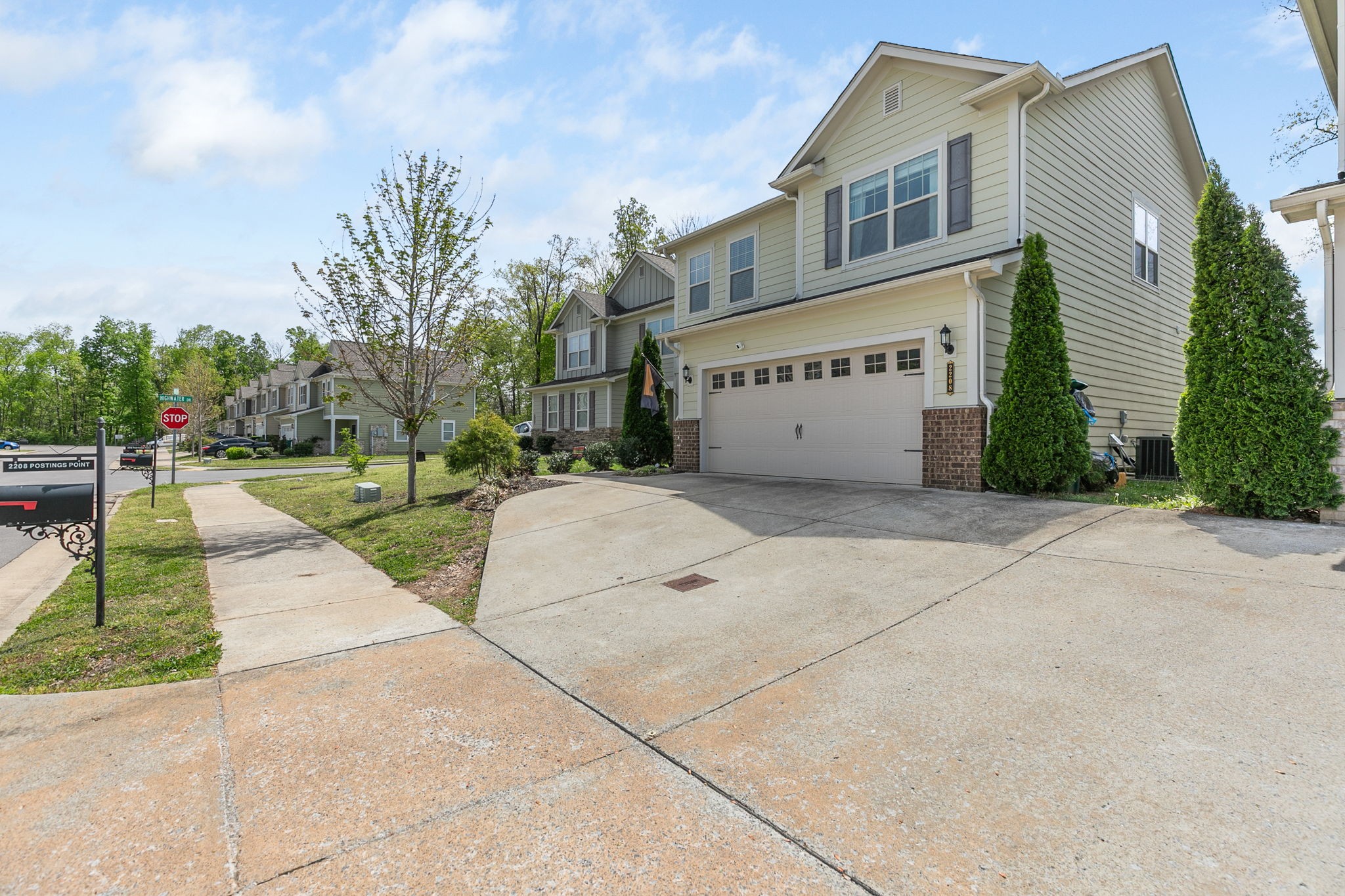 2208 Postings Point Antioch, TN 37013 - Photo 2 of 27
