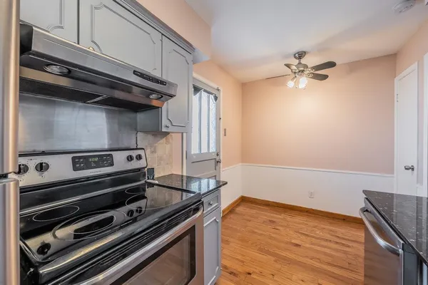 $1,600 | 7937 Royal Lane, Unit 223, Dallas, TX 75230