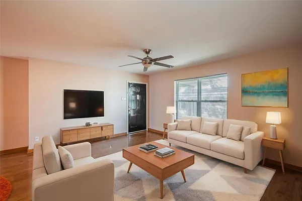 $1,600 | 7937 Royal Lane, Unit 223, Dallas, TX 75230