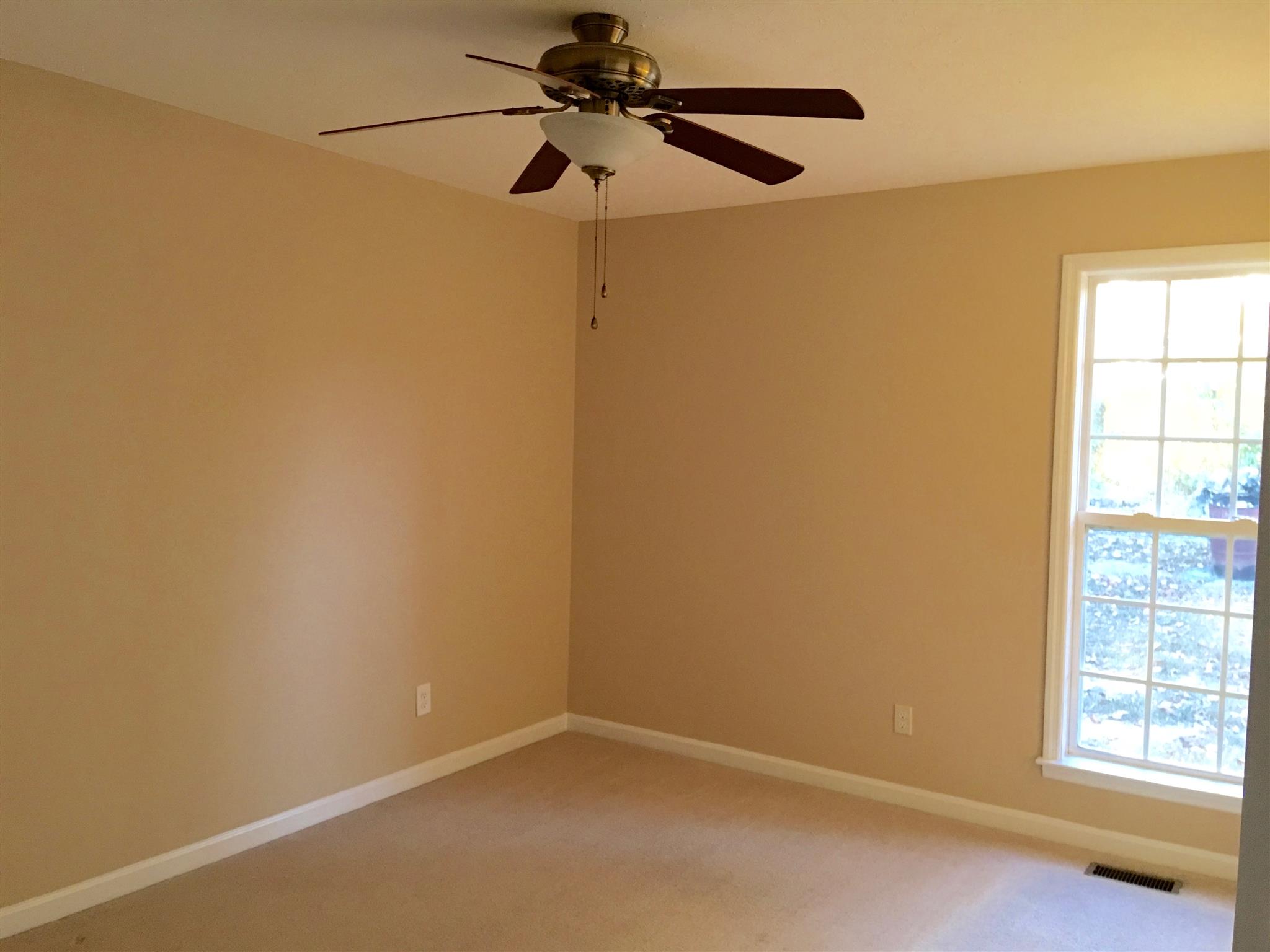 5 Timbers Edge Road Fayetteville, TN 37334 - Photo 15 of 19 Second Bedroom with ceiling fan