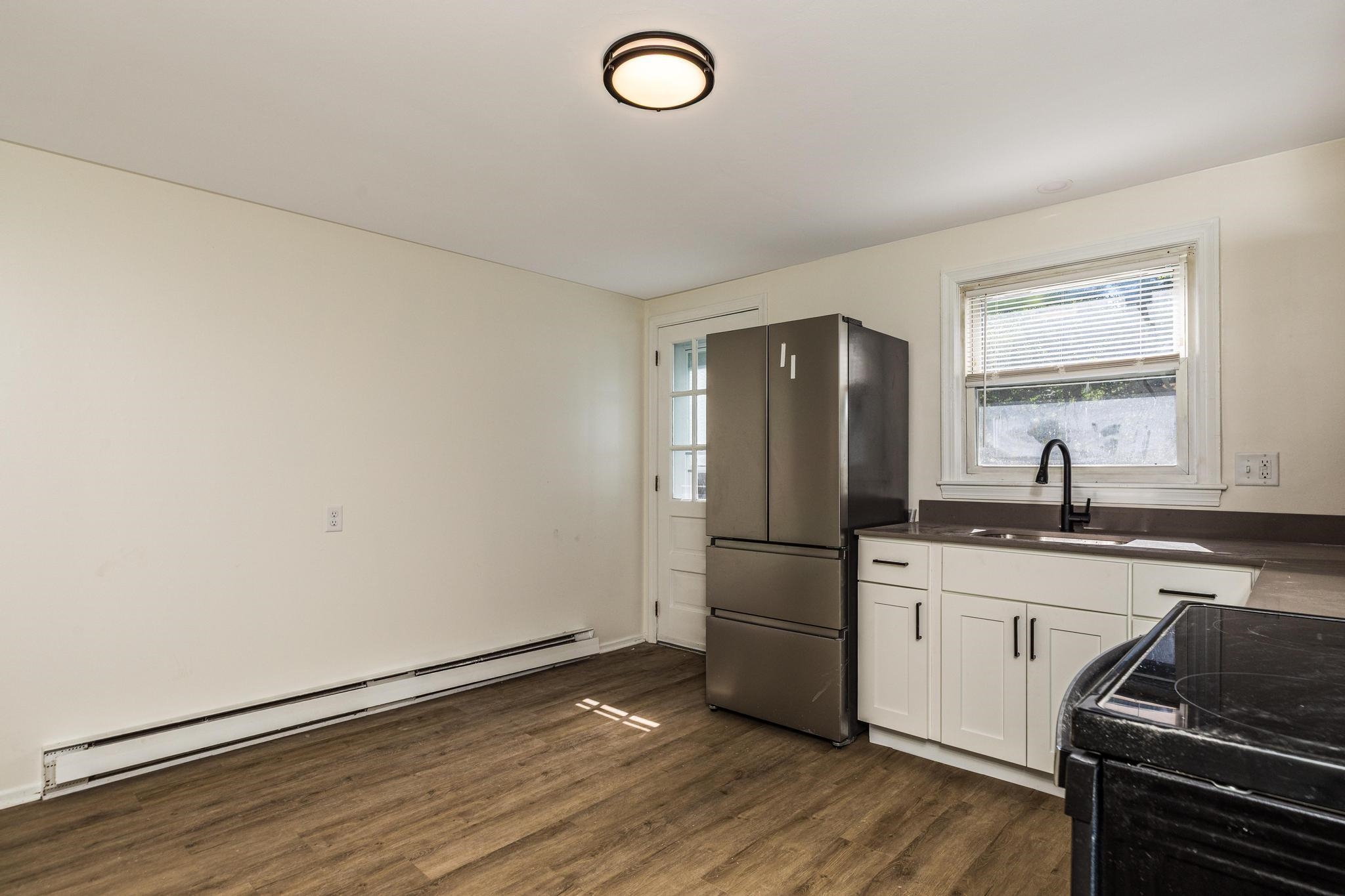 108 Oak Street, Unit 3 Dover, NH 03820 - Photo 5 of 24