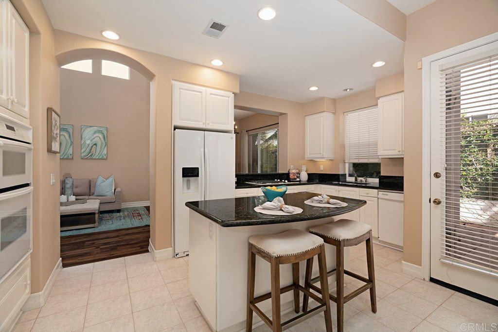 7025 Surfbird Circle Carlsbad, CA 92011 - Photo 13 of 36