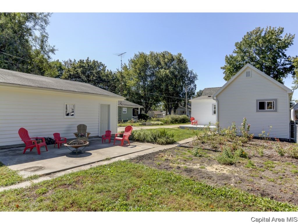 2018 North 17th Street Springfield, IL 62702 - Photo 20 of 28