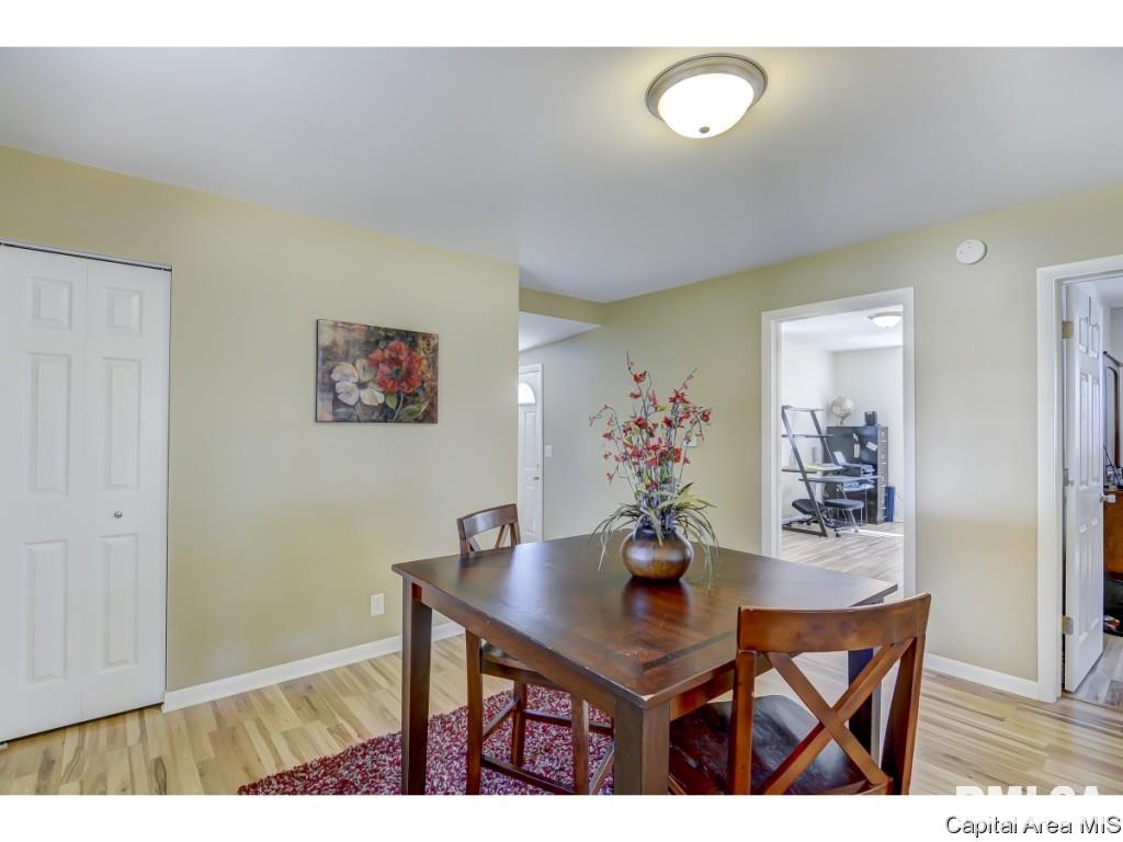 2018 North 17th Street Springfield, IL 62702 - Photo 6 of 28