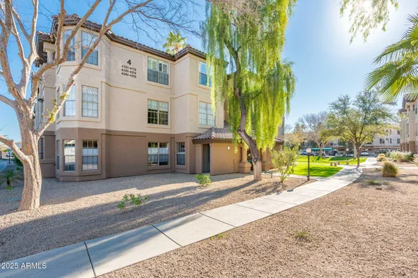 $219,000 | 14950 West Mountain View Boulevard, Unit 4103, Surprise, AZ 85374