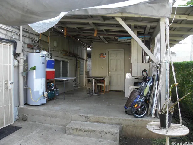 $1,450 | 1311 Freeland Place, Honolulu, HI 96813