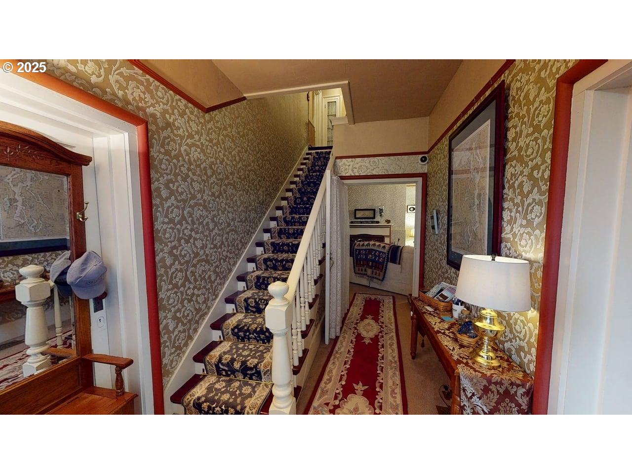 706 West Steuben Street Bingen, WA 98605 - Photo 30 of 32 a black and white photo of a living room