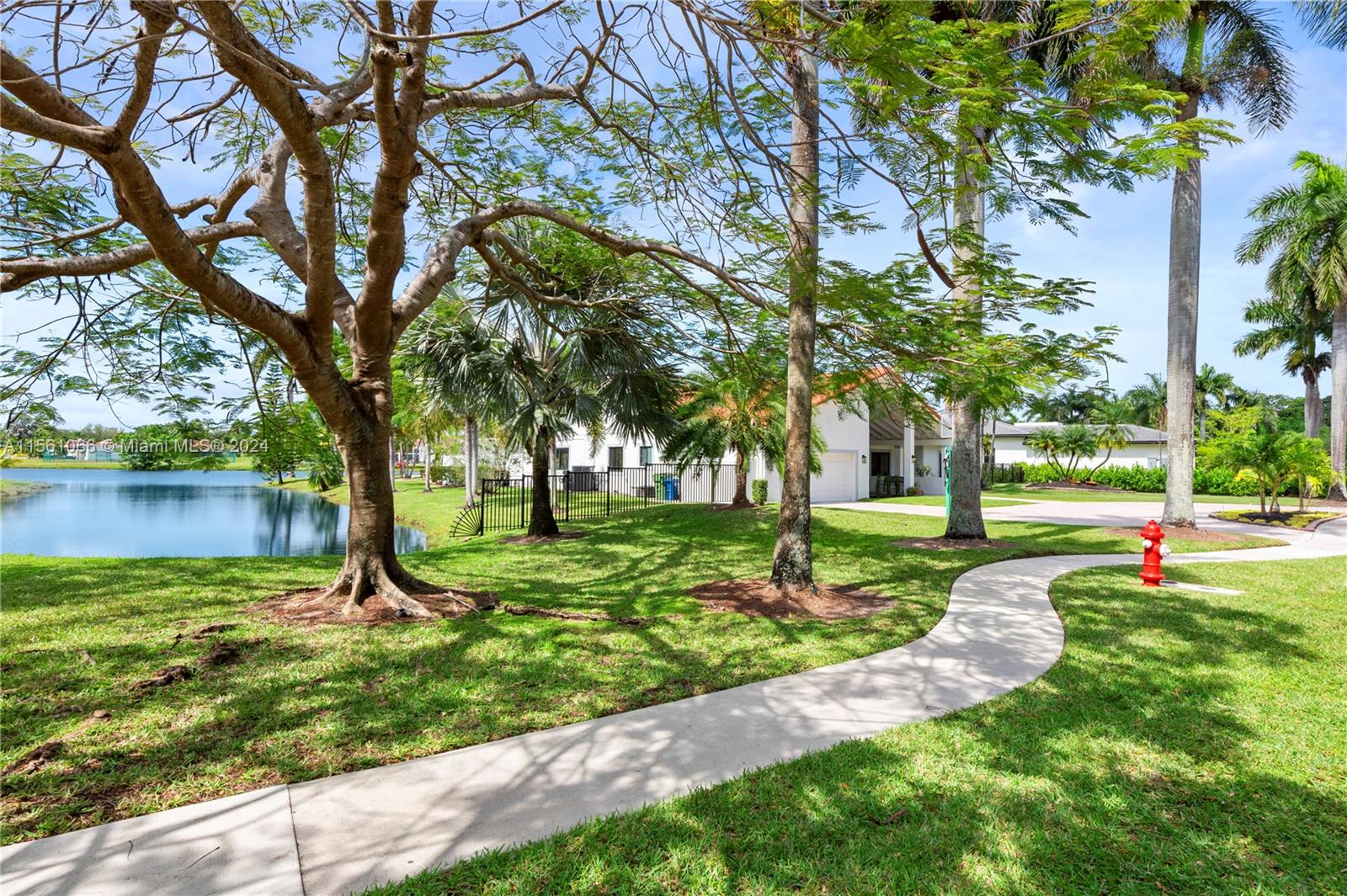 501 Ranch Road Weston, FL 33326 - Photo 5 of 50 a view of a park with large trees