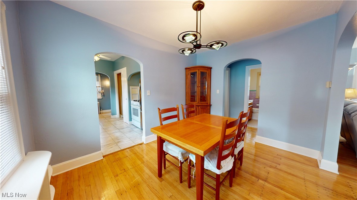 1172 Belrose Road Cleveland, OH 44124 - Photo 9 of 47