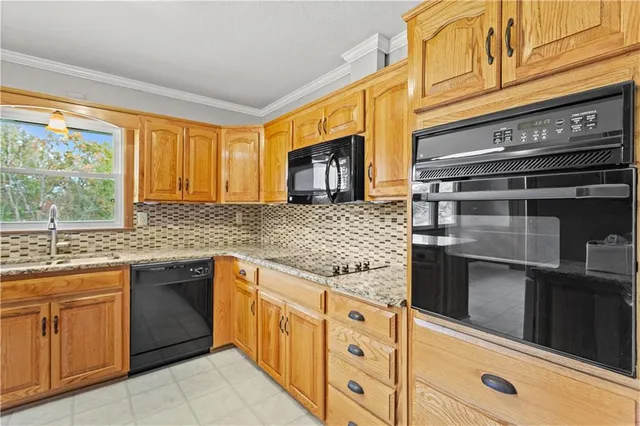 $298,000 | 612 East Leslie Drive, Independence, MO 64055