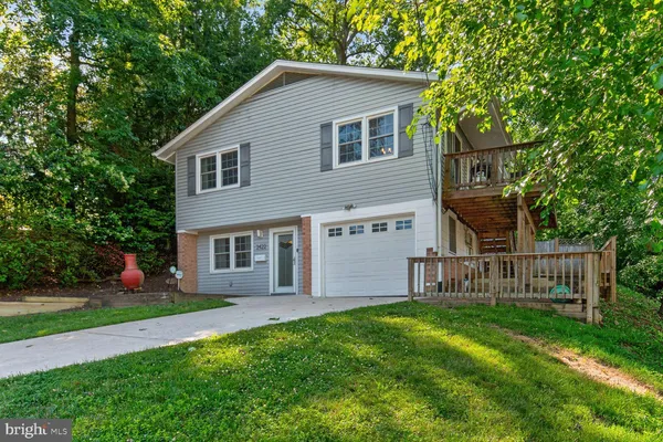 $500,000 | 2422 Parkway, Cheverly, MD 20785
