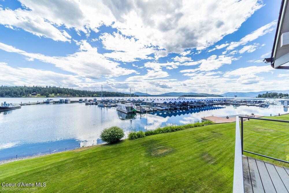 46700 Highway 200, Unit 103 Hope, ID 83836 - Photo 6 of 37 Deck Views