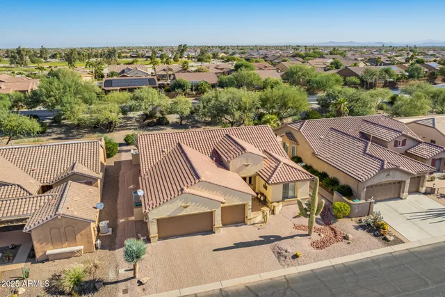 a view of a house with a outdoor space