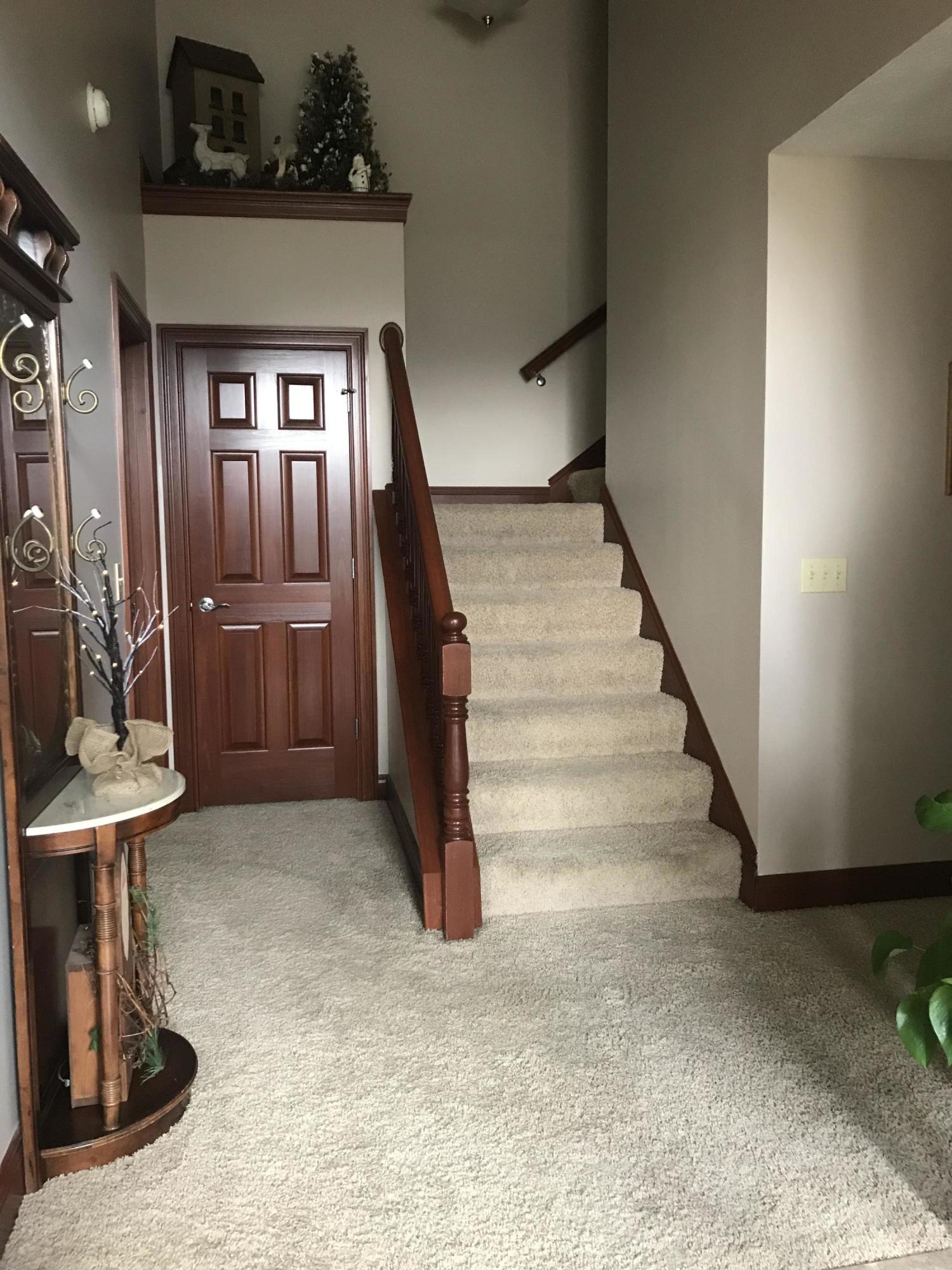 1438 Kingsgate Road Springfield, OH 45503 - Photo 10 of 45