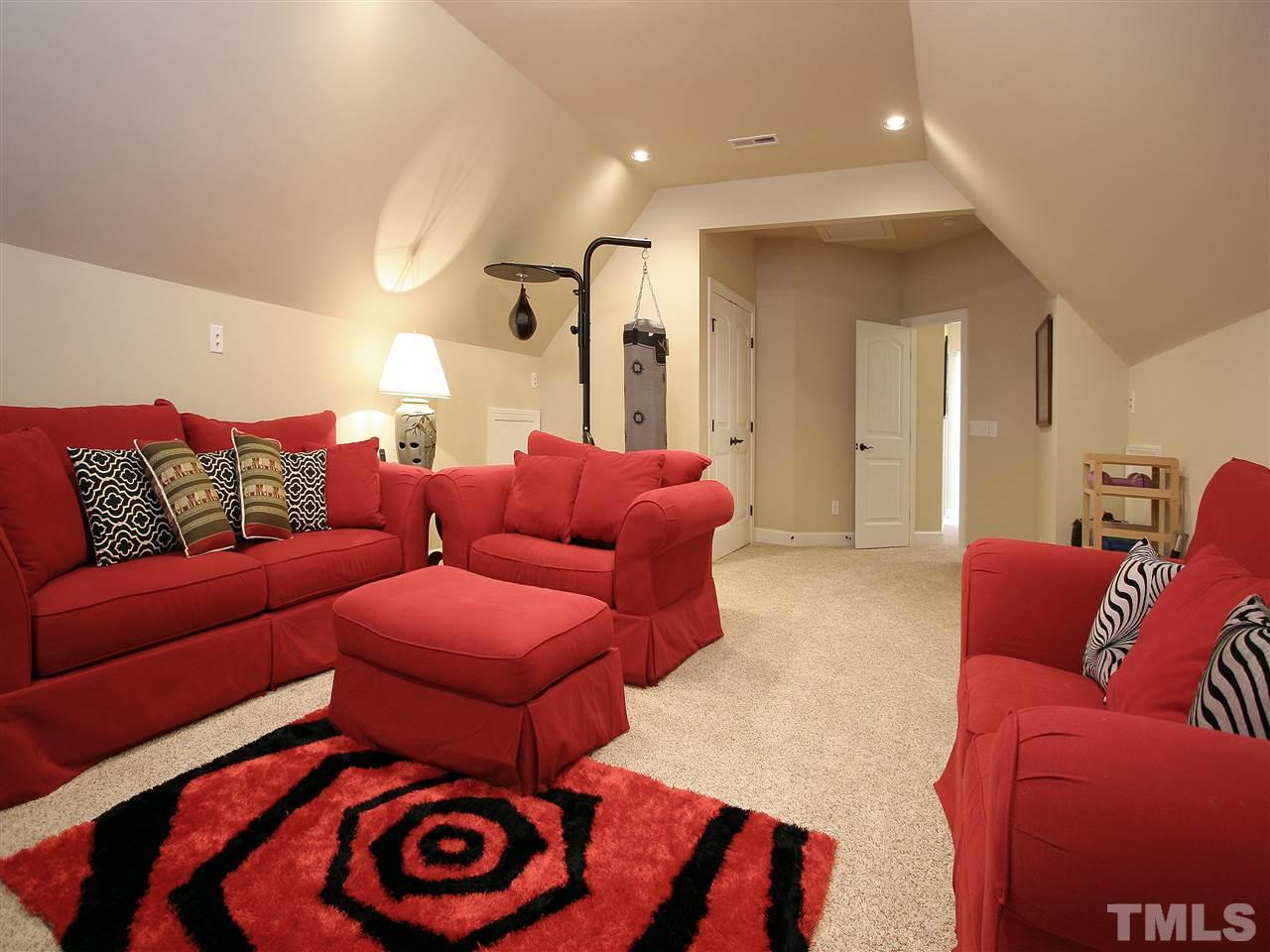 829 Boone Ridge Lane Cary, NC 27519 - Photo 18 of 25 Gallery Image 18