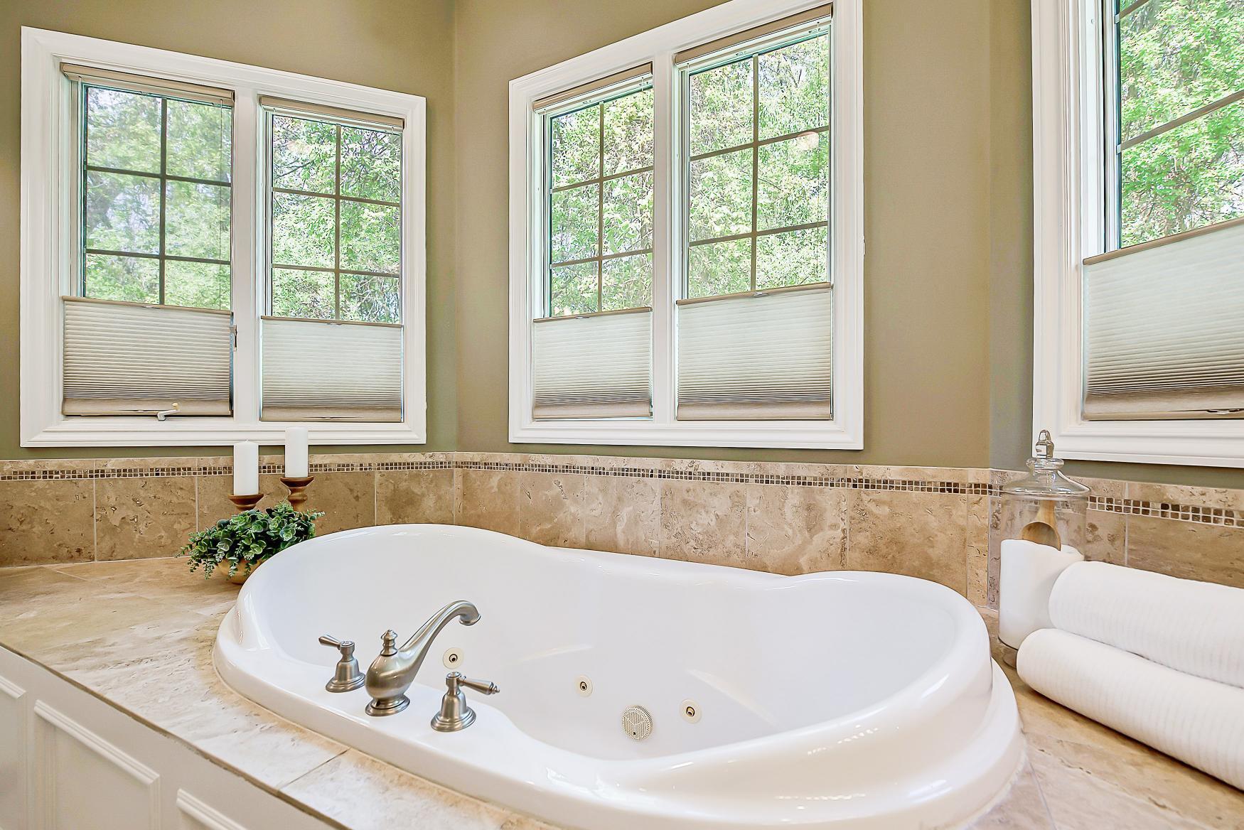 9222 Northpointe Ridge Brighton, MI 48114 - Photo 35 of 100 DSC_2032