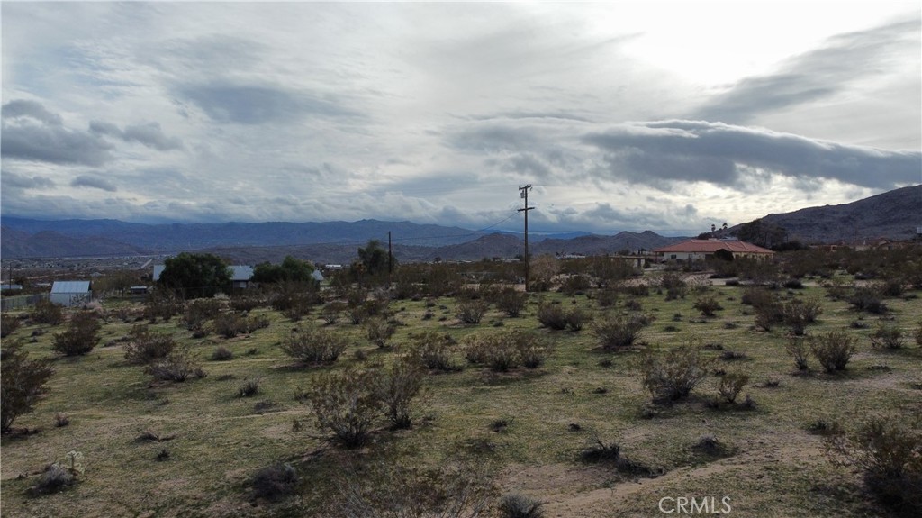 0 Campanula Street Joshua Tree, CA 92252 - Photo 19 of 20 a view of a city