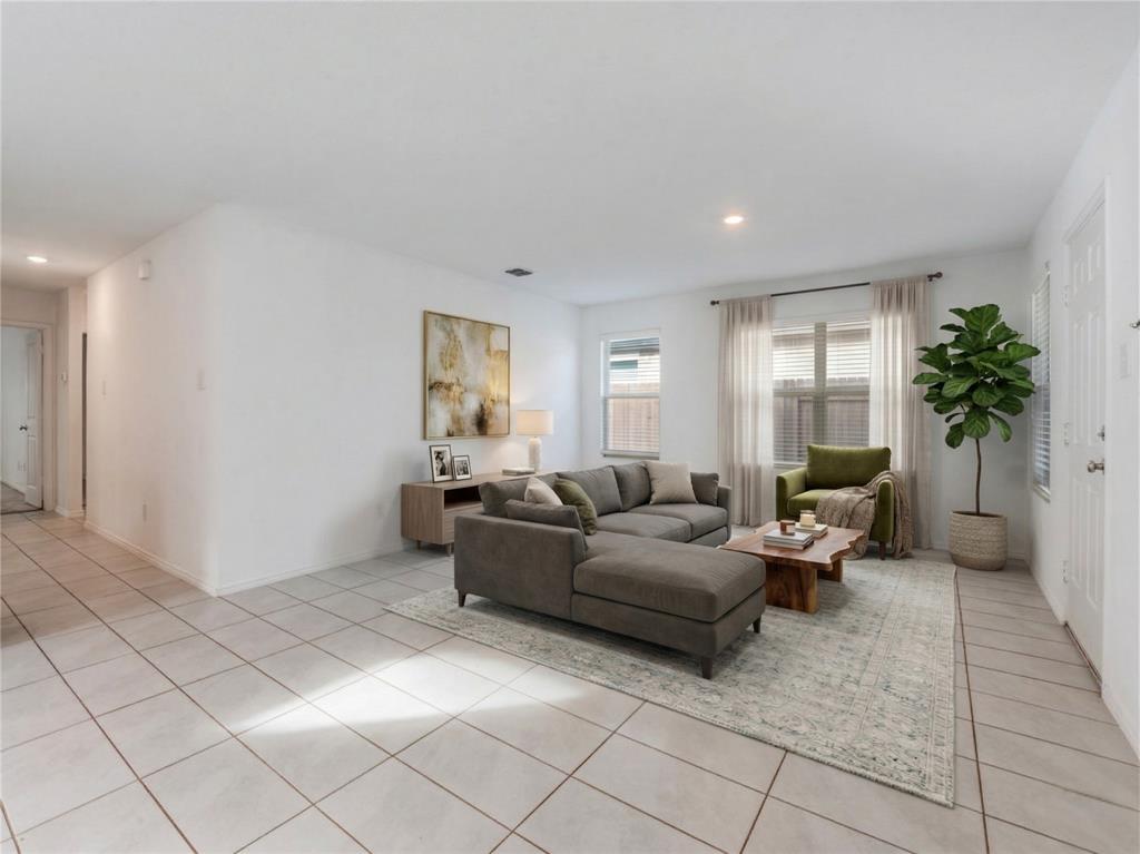 14008 Earlham Street Pilot Point, TX 76258 - Photo 4 of 23