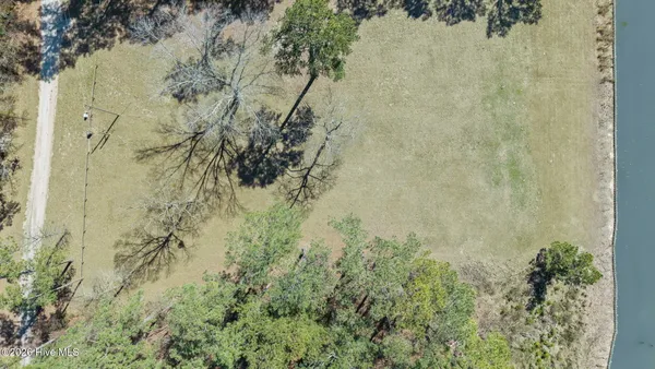 $245,000 | 403 Chambers Point Road, Belhaven, NC 27810