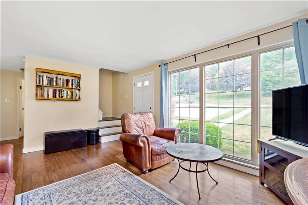 1394 Washington Road Pittsburgh, PA 15228 - Photo 3 of 25 Gallery Image 3