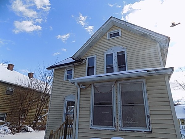 24 Spring Street West Springfield, MA 01089 - Photo 5 of 22 Gallery Image 5
