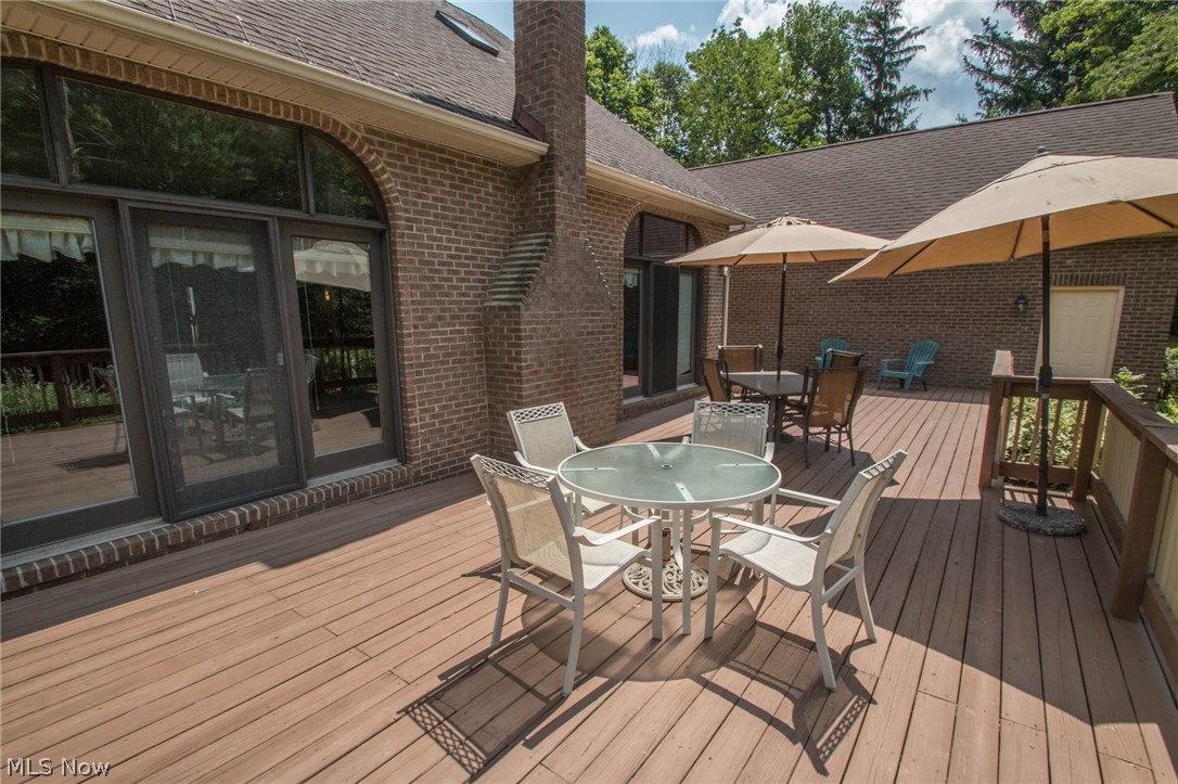 2844 Southern Road Richfield, OH 44286 - Photo 33 of 35 Extensive Decking