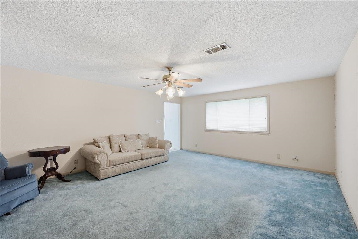5595 West Roundbunch Road Orange, TX 77630 - Photo 8 of 42