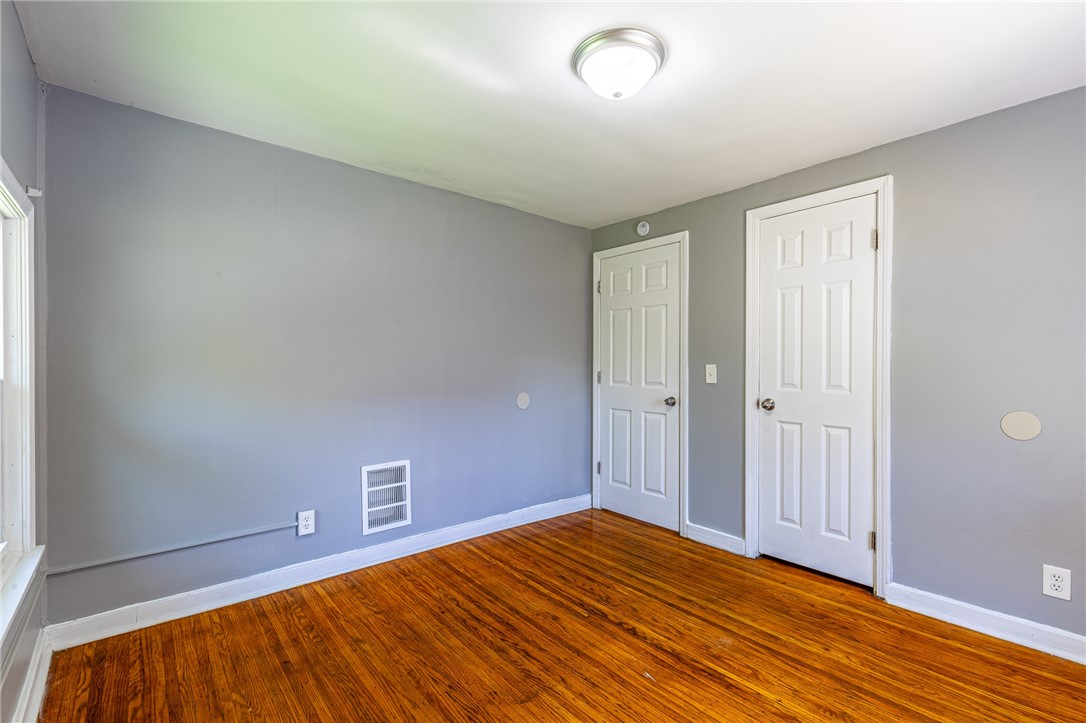 256 Ave D Rochester, NY 14621 - Photo 28 of 43