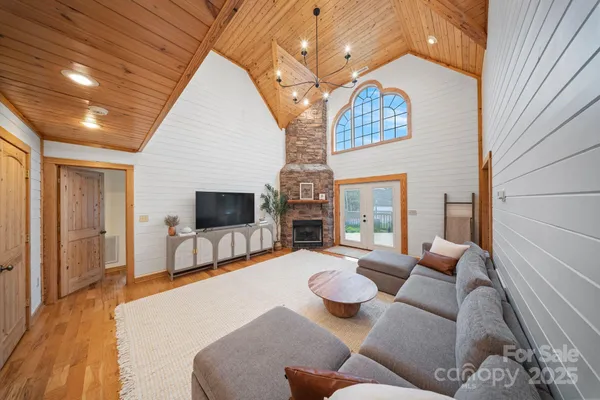 $997,000 | 6500 Duck Creek Road, Lenoir, NC 28645