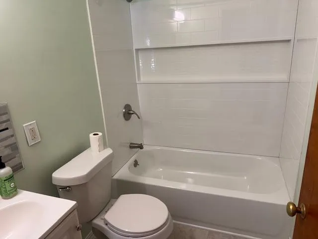 $1,100 | 19465 Seminole, Redford, MI 48240