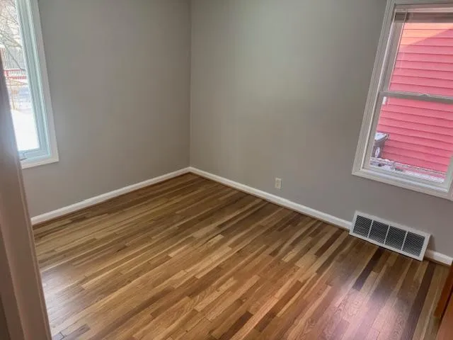 $1,100 | 19465 Seminole, Redford, MI 48240