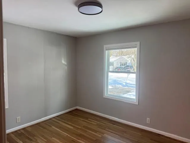 $1,100 | 19465 Seminole, Redford, MI 48240