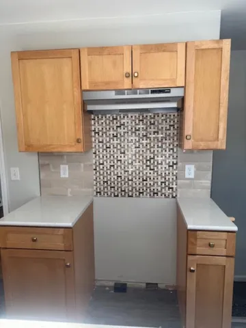 $1,100 | 19465 Seminole, Redford, MI 48240