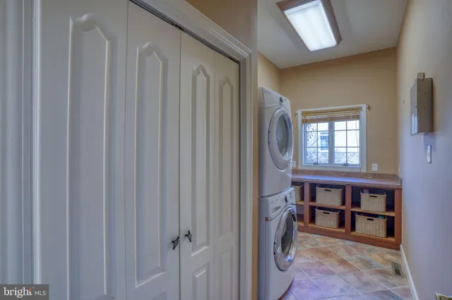 $950,000 | 1810 Windswept Circle, Dover, DE 19901