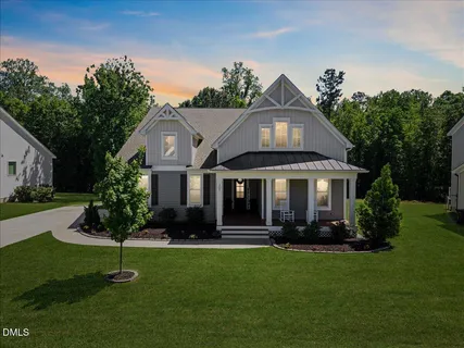 $595,000 | 307 West Amber Oak Drive, Selma, NC 27576