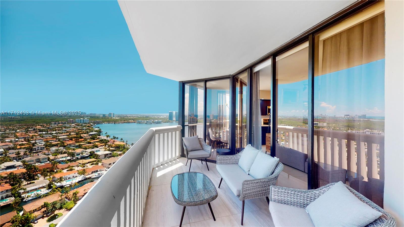 1000 West Island Boulevard, Unit 2903 Aventura, FL 33160 - Photo 18 of 20