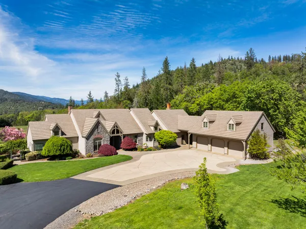 $1,999,999 | 3396 Foots Creek Road, Gold Hill, OR 97525