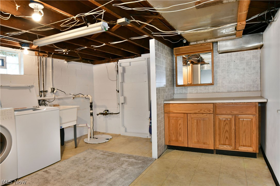 1071 Niles Vienna Road Vienna, OH 44473 - Photo 30 of 35 Gallery Image 30