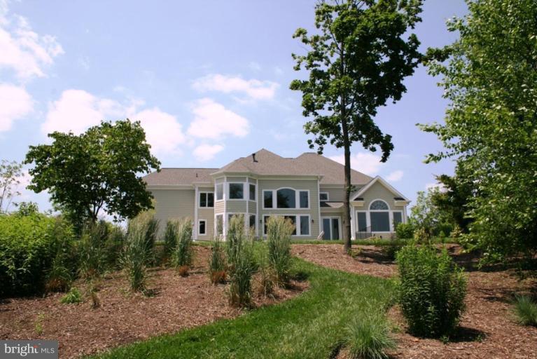 3021 Solomons Island Road Edgewater, MD 21037 - Photo 16 of 27 Exterior (Rear)