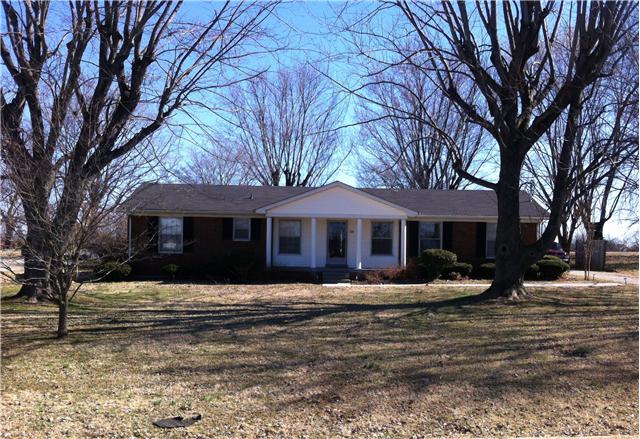 106 Riggs Avenue Portland, TN 37148 - Photo 1 of 16 Gallery Image 1