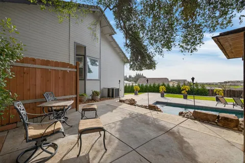 $889,000 | 504 Del Monte Court, El Dorado Hills, CA 95762