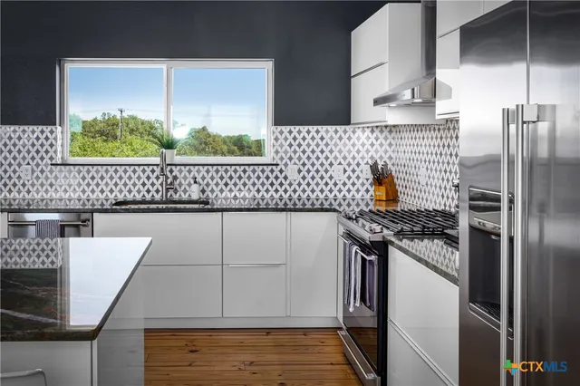 $2,575,000 | 1259 Edwards Boulevard, New Braunfels, TX 78132