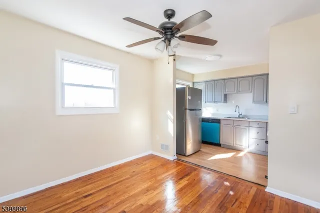 $3,000 | 413 Essex Street, Hackensack, NJ 07601